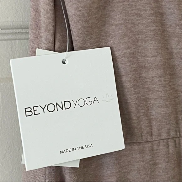 Beyond Yoga Featherweight At The Ready Square Neck Dress in Chai, Medium NWT - Picture 5 of 10